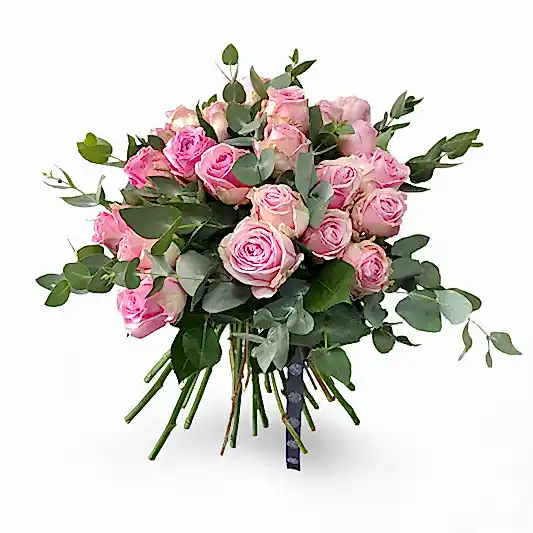 Pink rose bouquet with foliages